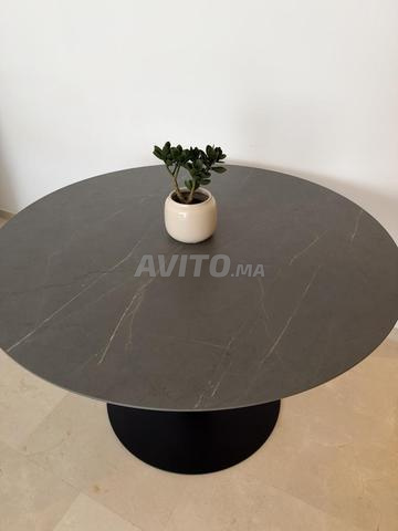 طاولة مستديرة 120 VAMDRUP جديدة