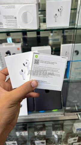 AirPods 5 wireless neuf - 2