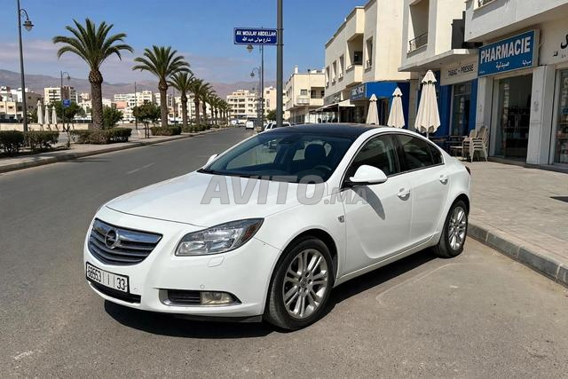 Opel Insignia 2012 Diesel pure, moteur et boîte 6 vitesses, économique