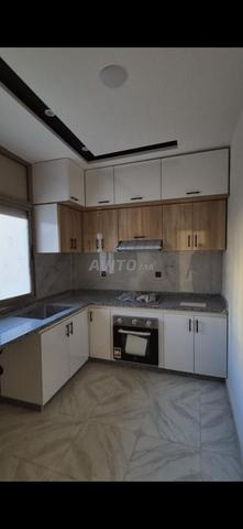 Appartement à vendre avec trois chambres et cuisine équipée – Premier étage - 2