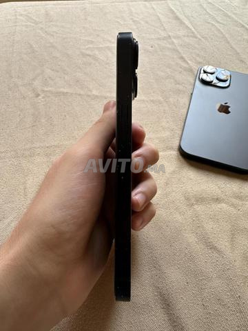 iPhone 14 bleu - 2