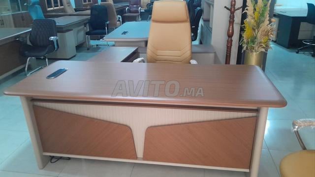 Bureau de Nouvelle Génération avec LED