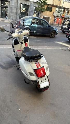 Vespa 300 GTS Street Race - 2