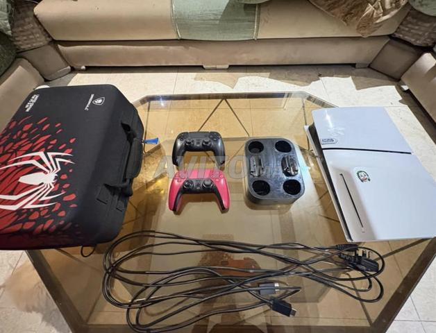 Ps5 slim Cd 2 manettes fc26 gta5