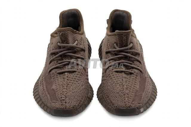 Yeezy 350 V2 أصلية مقاس 38 - Adidas Boost أصلية