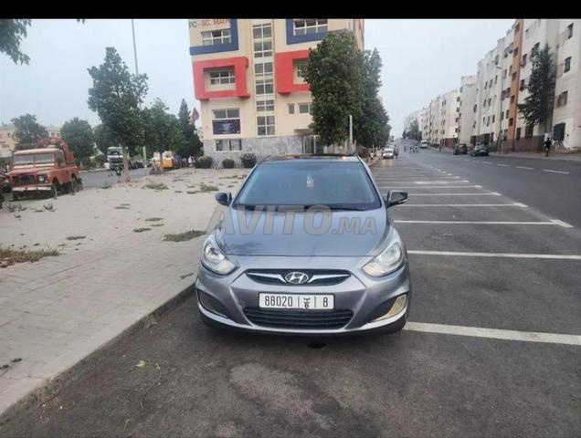 Hyundai Accent - 2