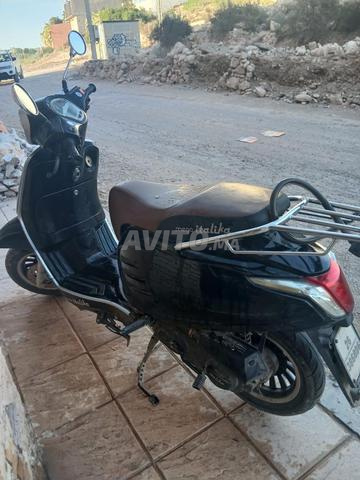 Scooter Roma Italika - 2
