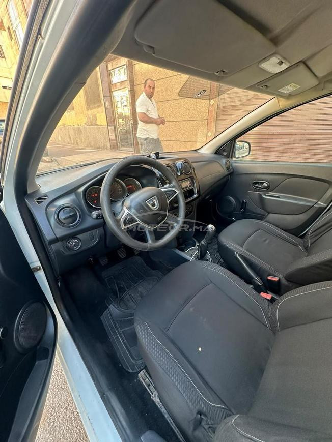 Dacia Sandero très bon état 