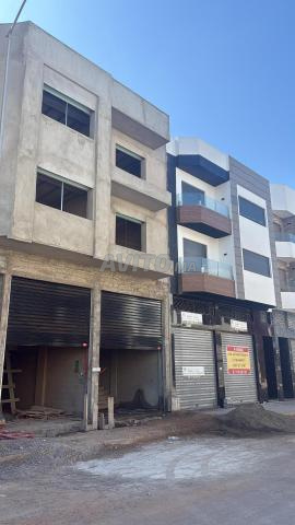 عمارة في مركز دار بوعزة للبيع