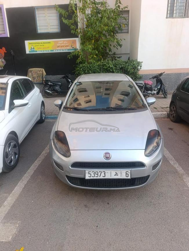 Fiat Punto Diesel Manuelle 2015 à Bouskoura