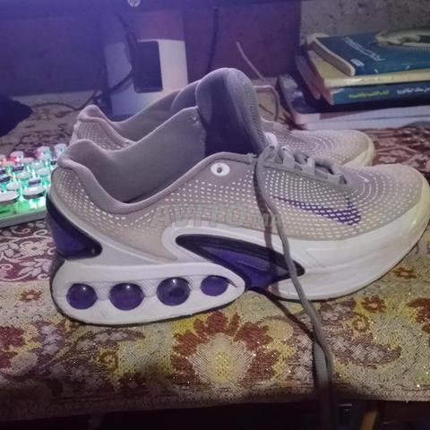 حذاء رياضي Air Max بحالة جيدة جداً، مقاس 44