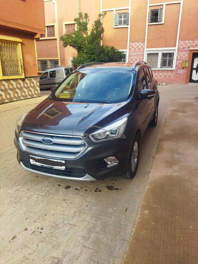 voiture très propre a vendre