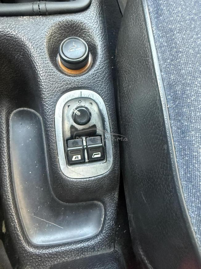 Peugeot 206 essence modele 2000 deouane 2010