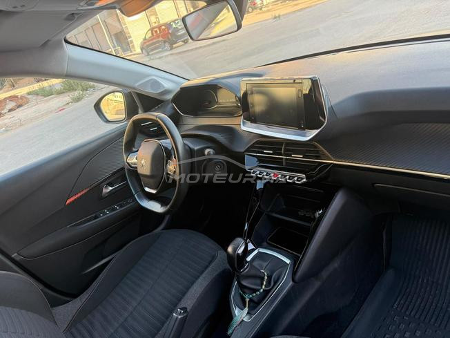 peugeot 208 10/2023 48000km