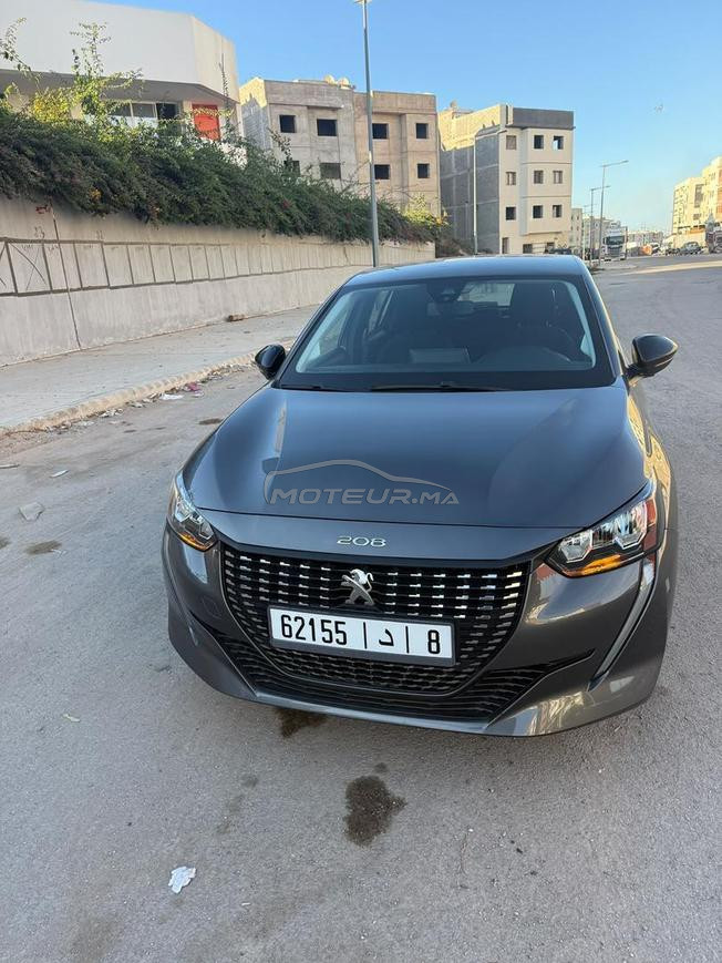 peugeot 208 10/2023 48000km