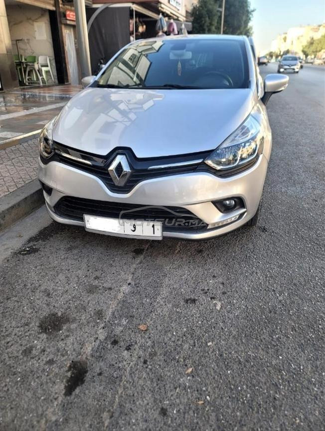 Clio 4, toutes options, modèle 2021