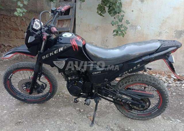 Moto Beker Cross Modèle 2022 - 2