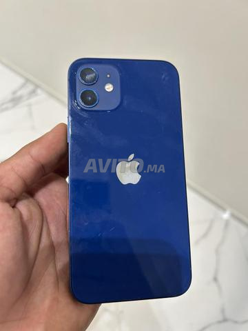 iPhone 12 bleu - 2
