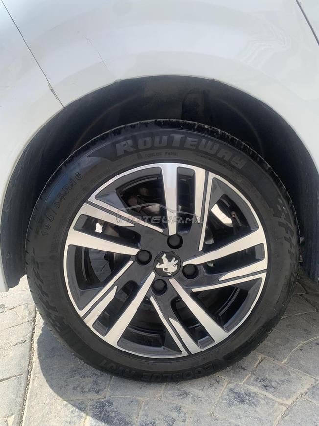 Peugeot 208 Diesel Automatique 2023 à Tanger