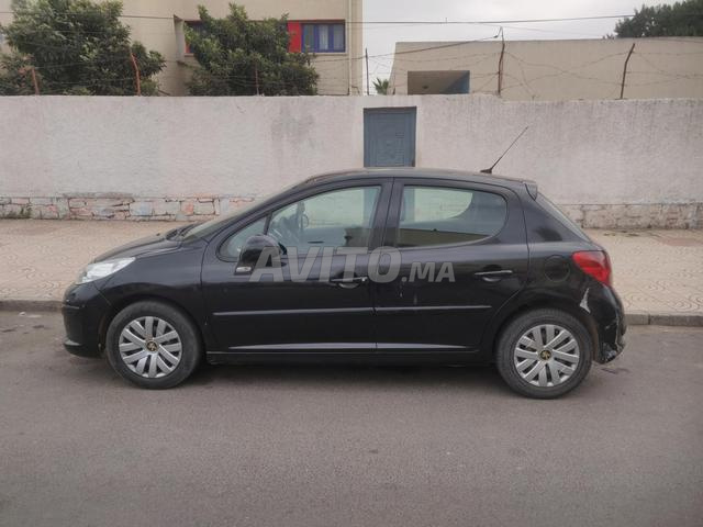Peugeot 207 essence 2009 - 2
