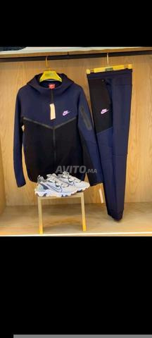 NIKE / UNDER ARMOUR - 2