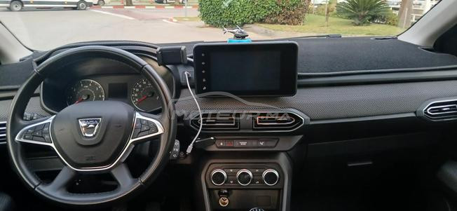 Dacia logan toute options première main 
