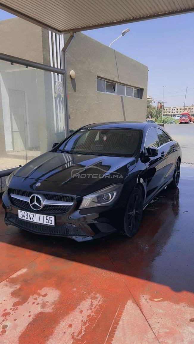 a vendre mercedes cla220d  tres bon etat sport
