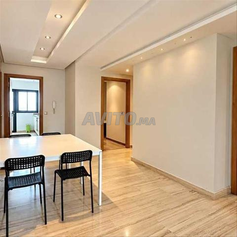 5001564-Appt à louer à 10000DH à Gauthier - 2