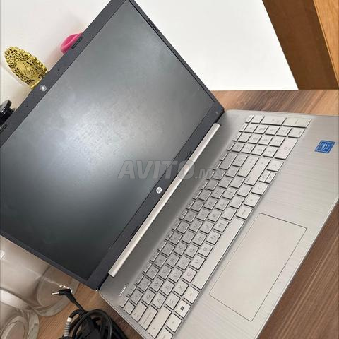À vendre, superbe, ordinateur portable - 2