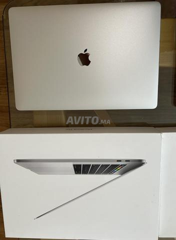 Macbook pro i7 512GB 16 RAM - 2