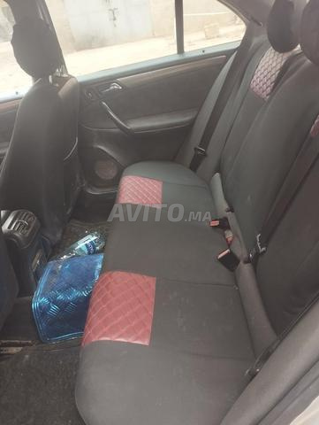 Voiture en bon état - 2