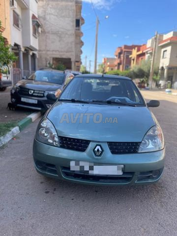 Renault Clio - 2