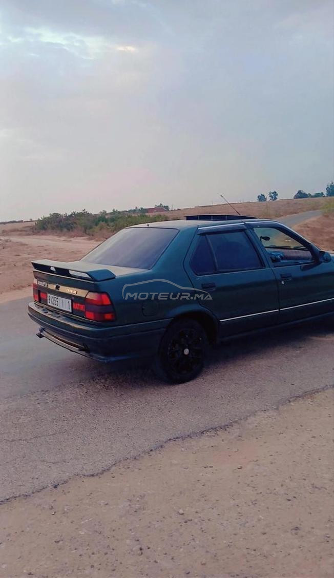 ديوانة 1999