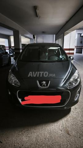 Peugeot 308 Diesel Manuelle 2013 à Tanger - 2