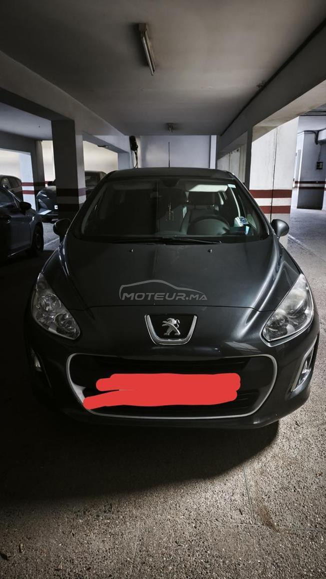 Peugeot 308 Diesel Manuelle 2013 à Tanger