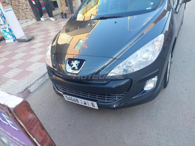 سيارة نقية 