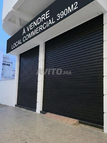 Maarif Route d'El Jadida à vendre magasin 390m2 - 2