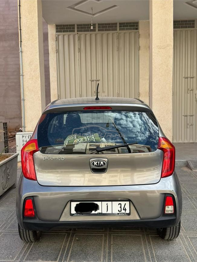 Kia Picanto Essence Manuelle 2017 à Agadir