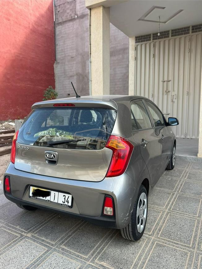 Kia Picanto Essence Manuelle 2017 à Agadir