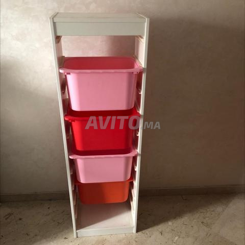 Meuble de rangement très joli à vendre