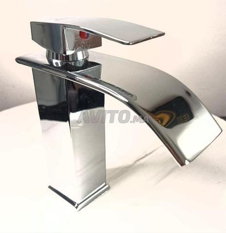 MITIGEUR LAVABO MODERNE INOX CASCADE - 2
