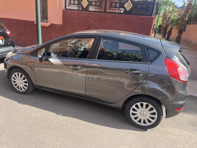ford fiesta 2017 essence 