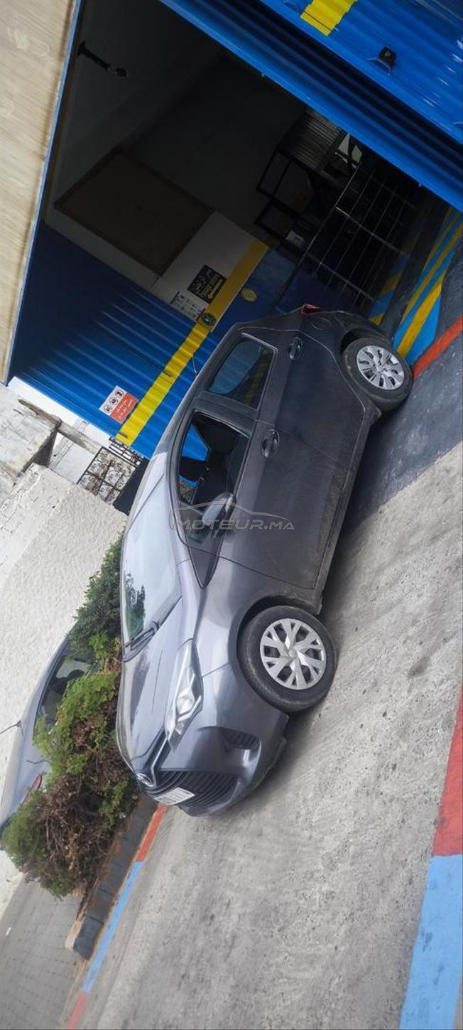 Toyota Yaris jdida 