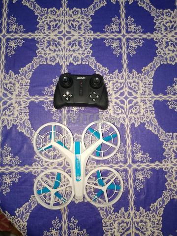 Drone wheel damaged on one fan, or the rest is good - 2