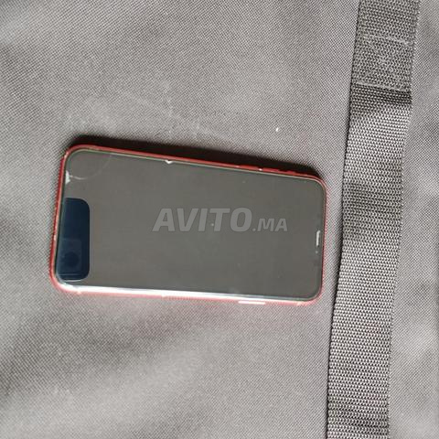 iPhone XR - 2