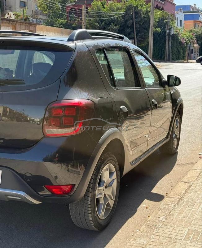dacia sandero stepway 1ère main peinture maison