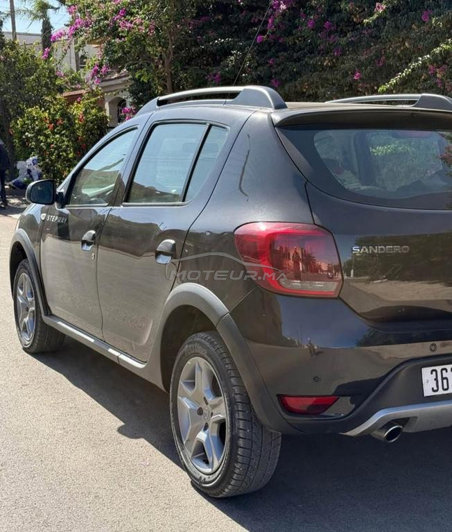 dacia sandero stepway 1ère main peinture maison