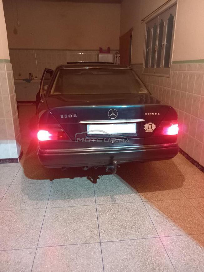 Mercedes modèle 94 diwana 2007.