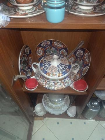 أواني الطاووس