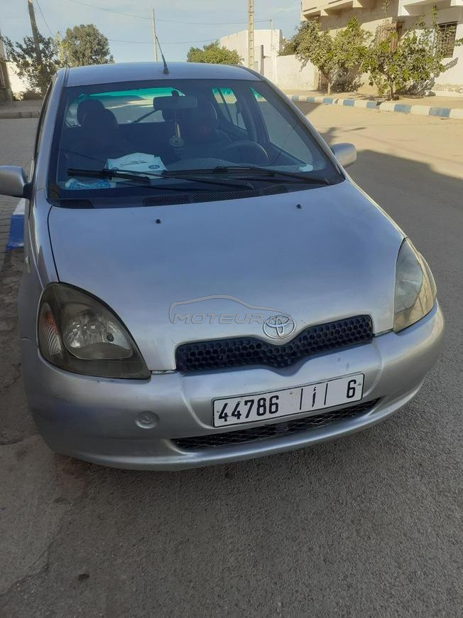 Toyota iaris2001